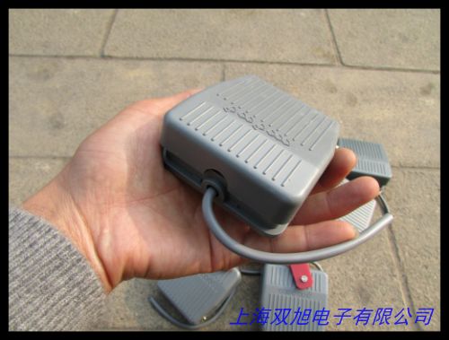 脚踏6脚电吉他开关 蓝色乐器开关 DLS-C202-PA-3B按钮开关