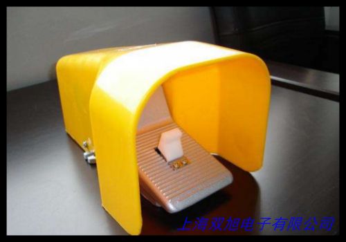 大功率开关 按钮开关带灯按键自锁开关,脚踏开关按钮自锁开关