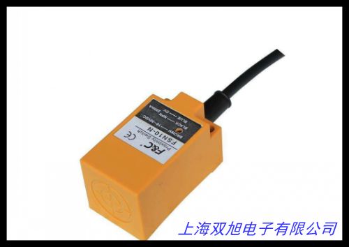欧姆龙光电开关TL-W20ME1检测距离接近开关