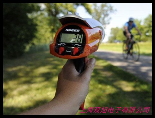 A381雷达测速仪 车载测速监控系统 汽车测速器 飞机头 英文 俄文