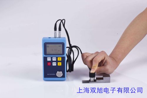UTM-102ͳ /ְ
